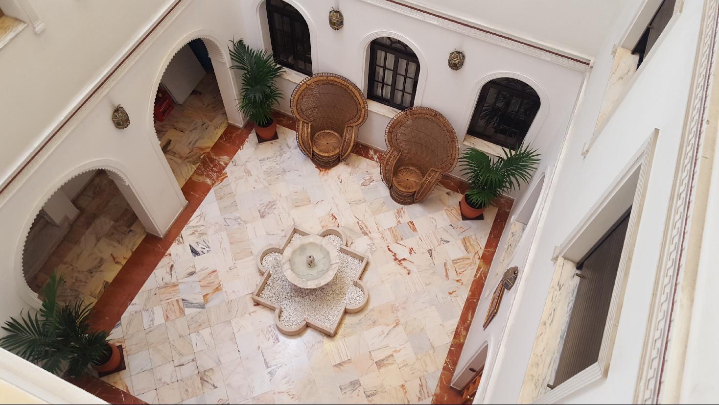 Apartamentos Dona Lola Севилья Экстерьер фото